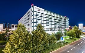 Courtyard By Marriott Prague Airport